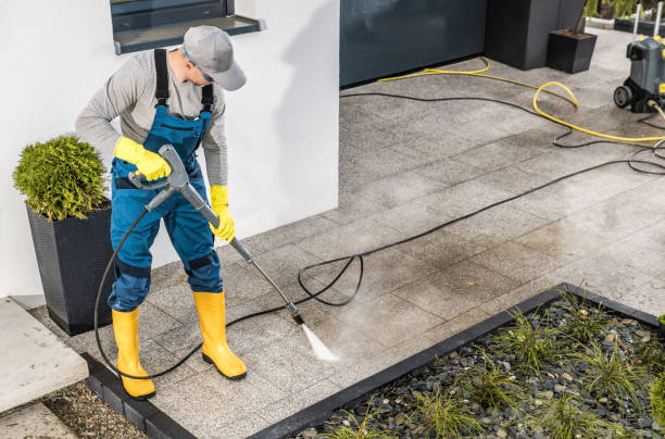 Best Pressure Washing Company Near Me  in Rainbow Lakes Estates, FL